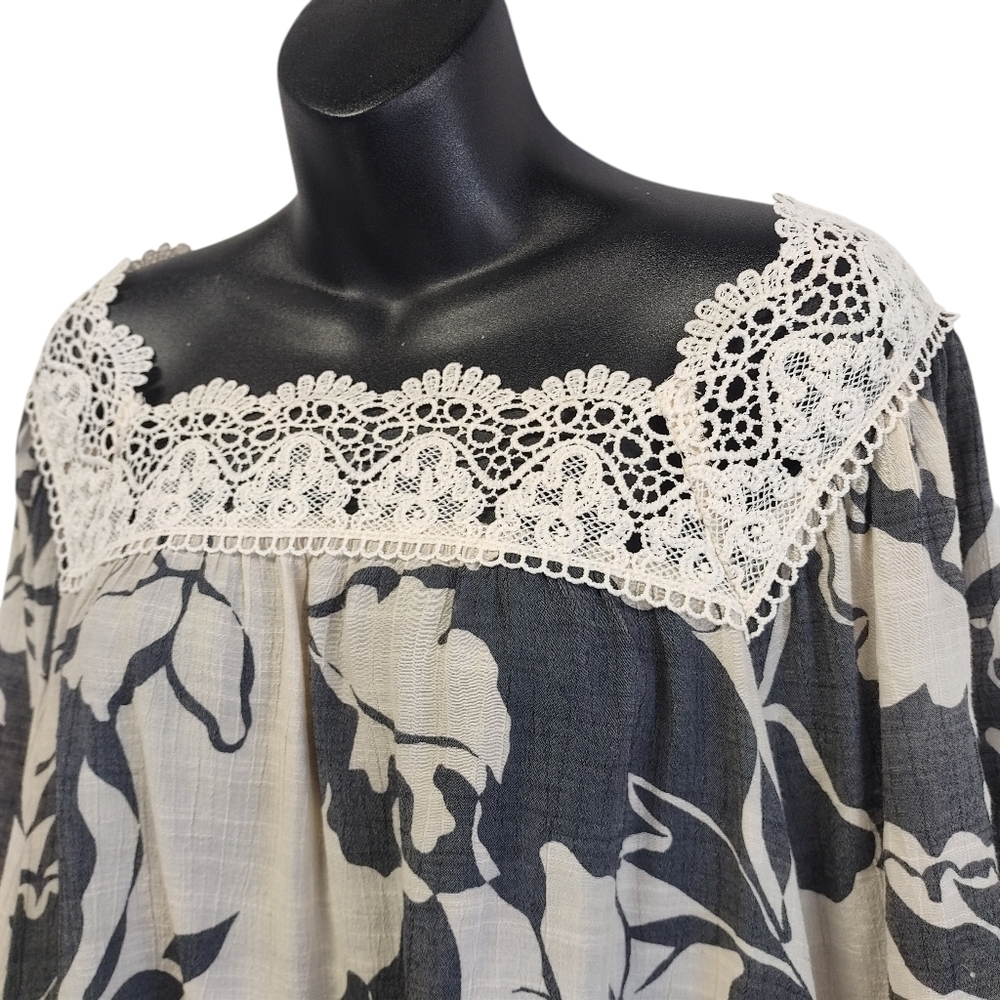 Zac & Rachel Women's Black White Floral Lace Neck 3/4 Sleeve Top Blouse Size XL - Picture 4 of 10